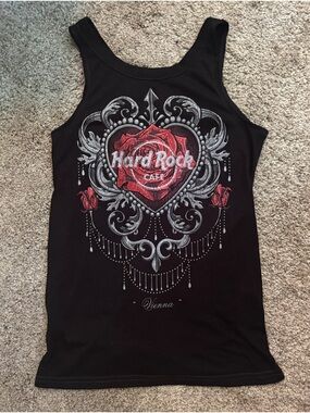 2000s Y2K Hard Rock Cafe Vienna Black Tank with Red Rose Heart Graphic